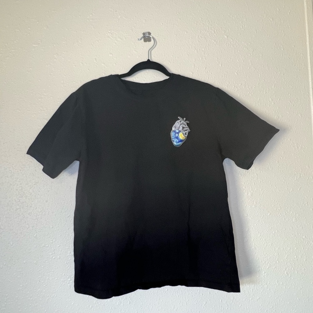 Size medium T-shirt with Art Design